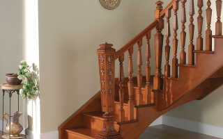 Обзор элементов лестницы из дерева