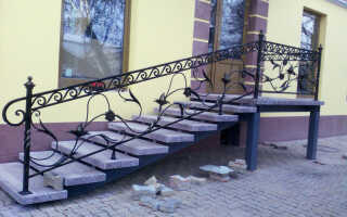 Перила из металла для крыльца в частном доме: металлические, кованые