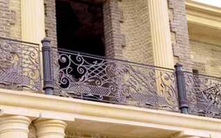 Перила для балкона деревянные (фото): своими руками и под заказ