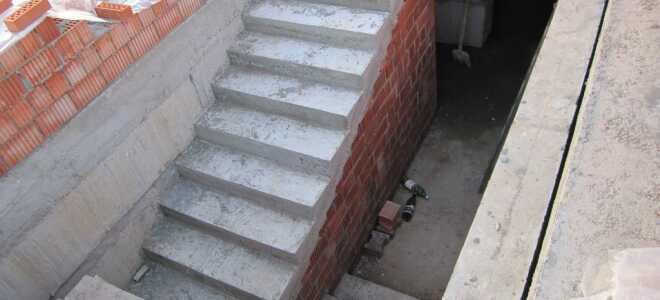 Безопасный спуск в погреб и подвальное помещение