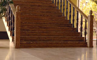 Отделка лестницы деревом, декоративным камнем: варианты облицовки