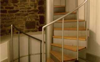 Винтовые лестницы: виды и материалы изготовления