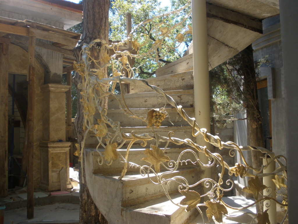 кованные балясины