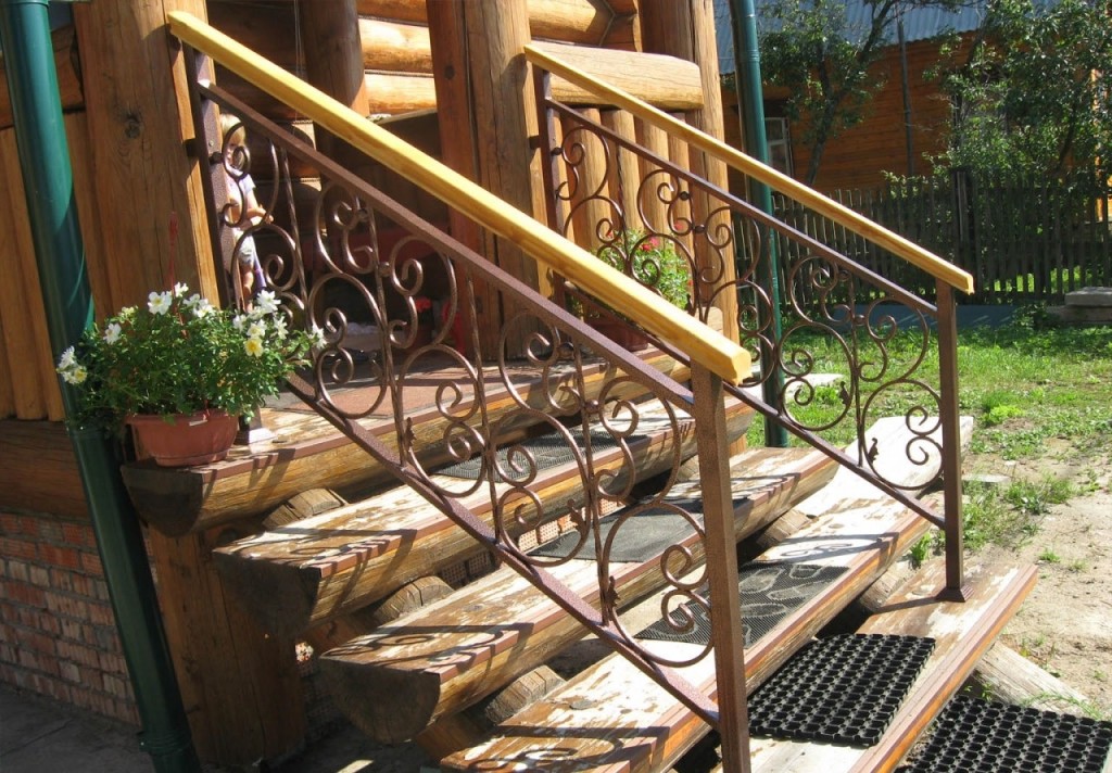 деревянная лестница