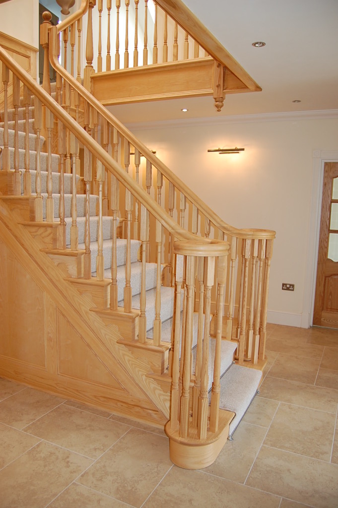 деревянная лестница