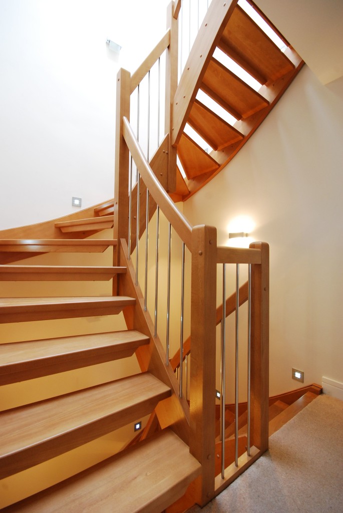 деревянная лестница