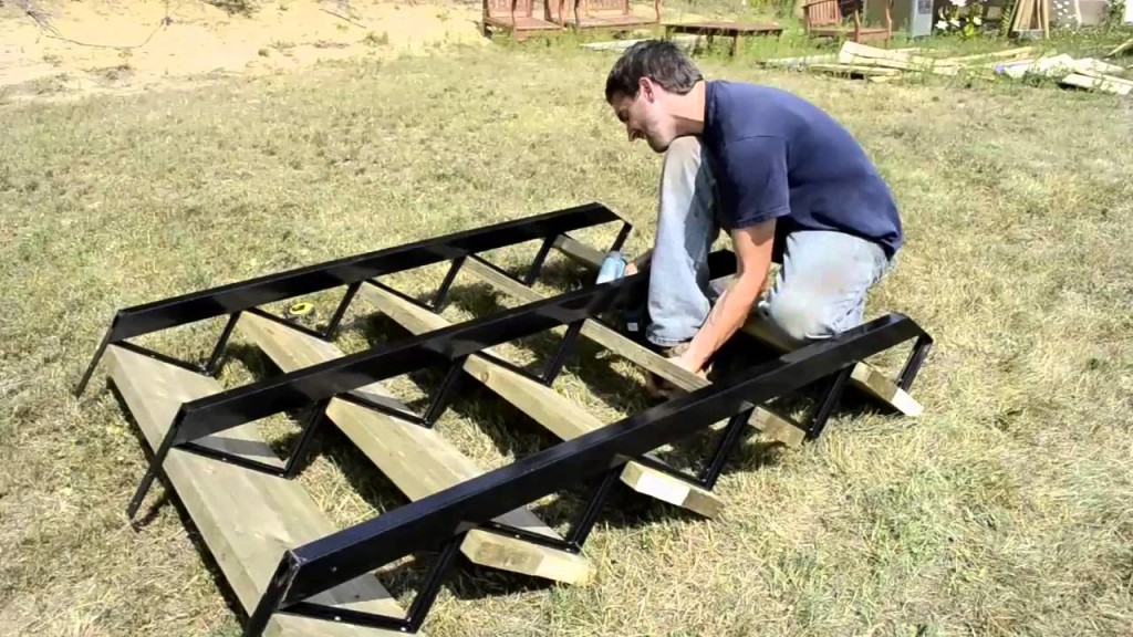 лестница на косоурах