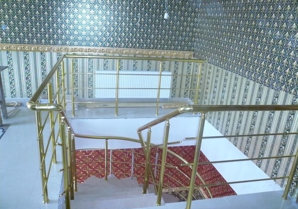 Металлические перила