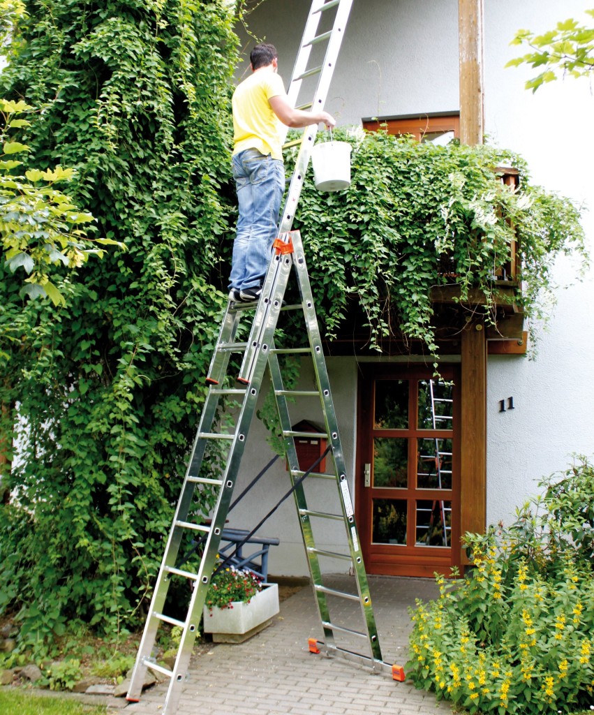 Алюминиевая трехсекционная лестница