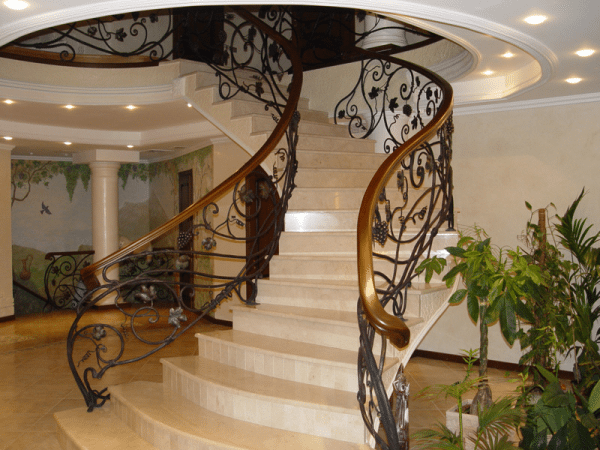 Интерьер музея модерна в Самаре.